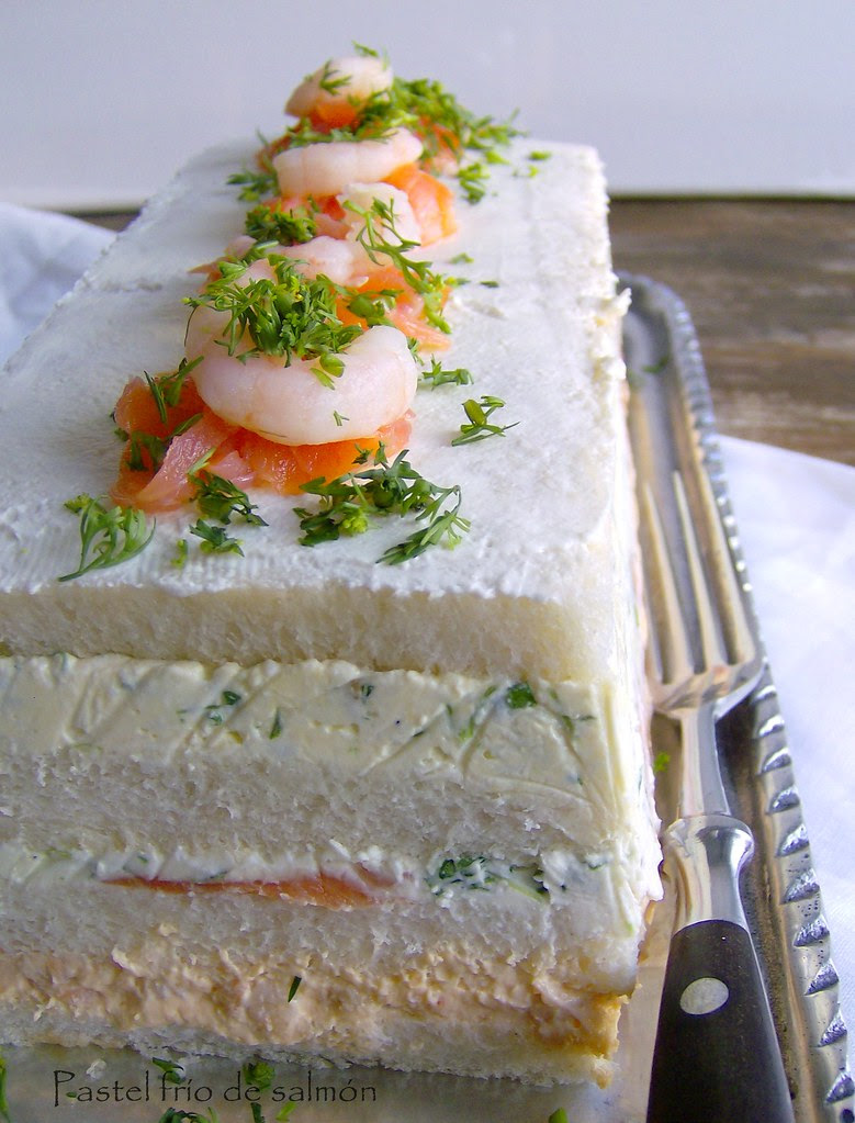 Pastel frío de salmón