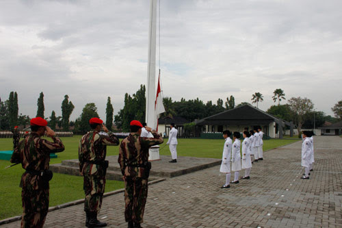 Peringatan Hari Sumpah Pemuda di Kopassus  dwiagushidayat