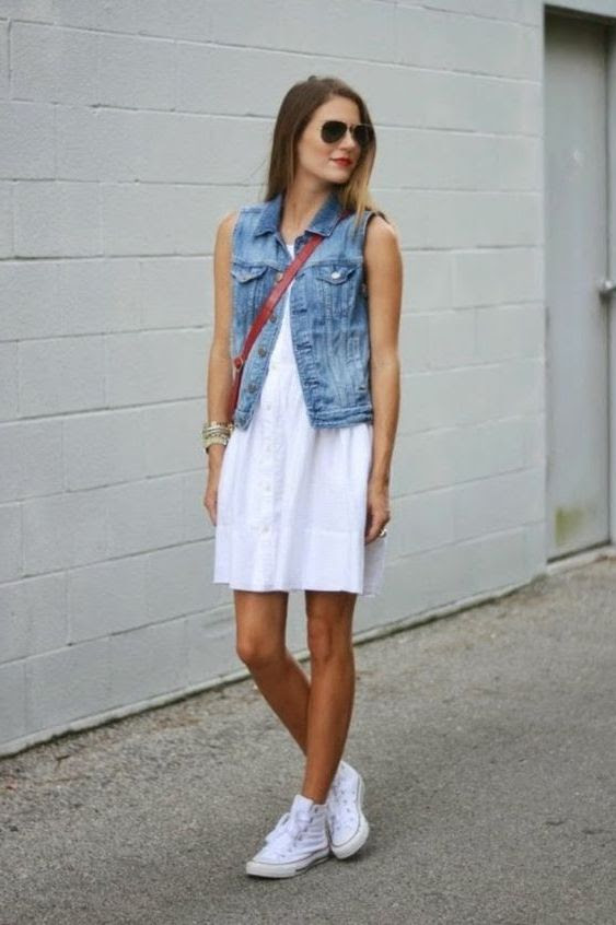 Complete Guide How To Wear Dresses With Sneakers 2022