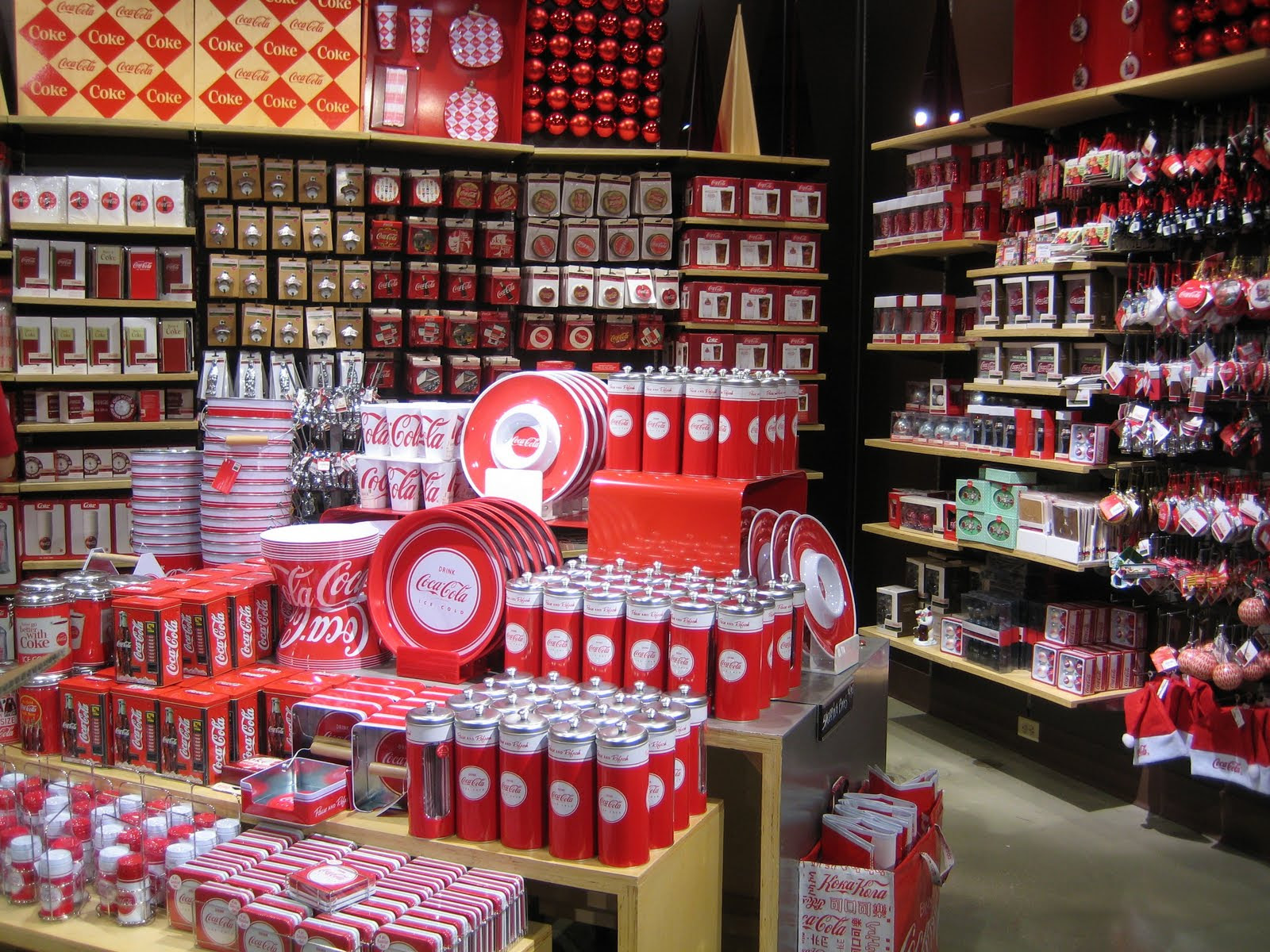 Licensed product display at retail