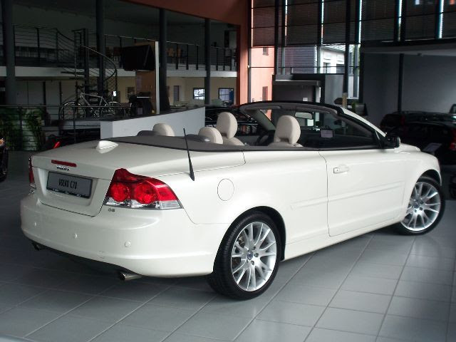 Volvo C70 White. Available VOLVO C70. LHD VOLVO