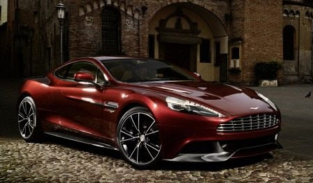Aston Martin on Aston Martin Vanquish  Megagallery En Nieuwe Video   S   Autoblog Nl