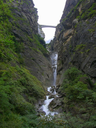 053徒步中虎跳-058
