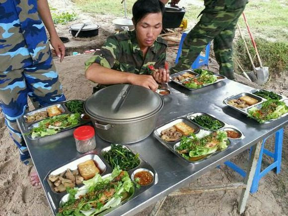中国周辺国の軍隊の食事を大公開 自衛隊も 中国網 日本語