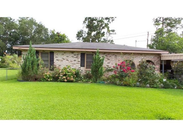 1812 Theriot St, Lake Charles, LA 70601 - Home For Sale and Real ...