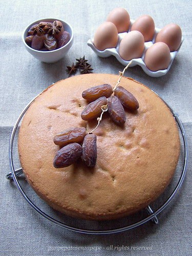 butter cake ai datteri, caffè ed anice stellato