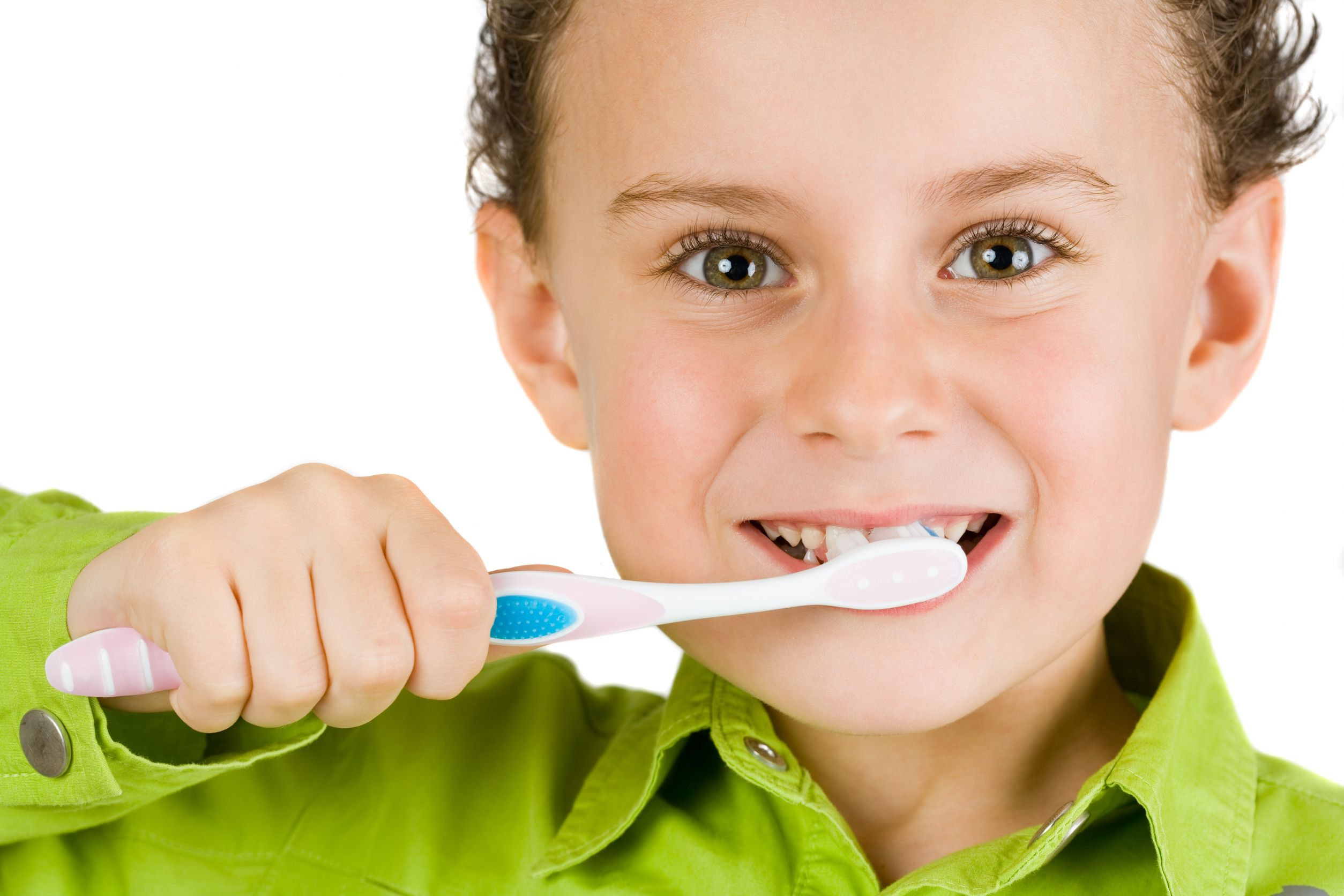 Signs Your Child Is Or Isn't Brushing His Teeth