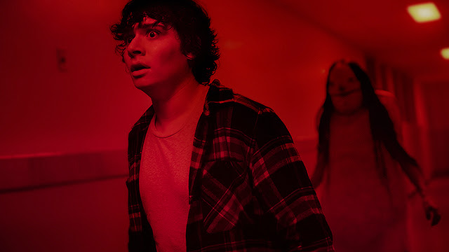 スケアリーストーリーズ 怖い本 ギレルモ デル トロの原点がここに Movie Marbie