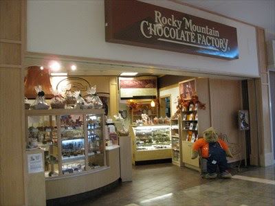 Computer Stores  Jose on Oakridge Mall   San Jose  Ca   Candy Stores On Waymarking Com