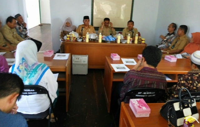 Bonepos, koperasi