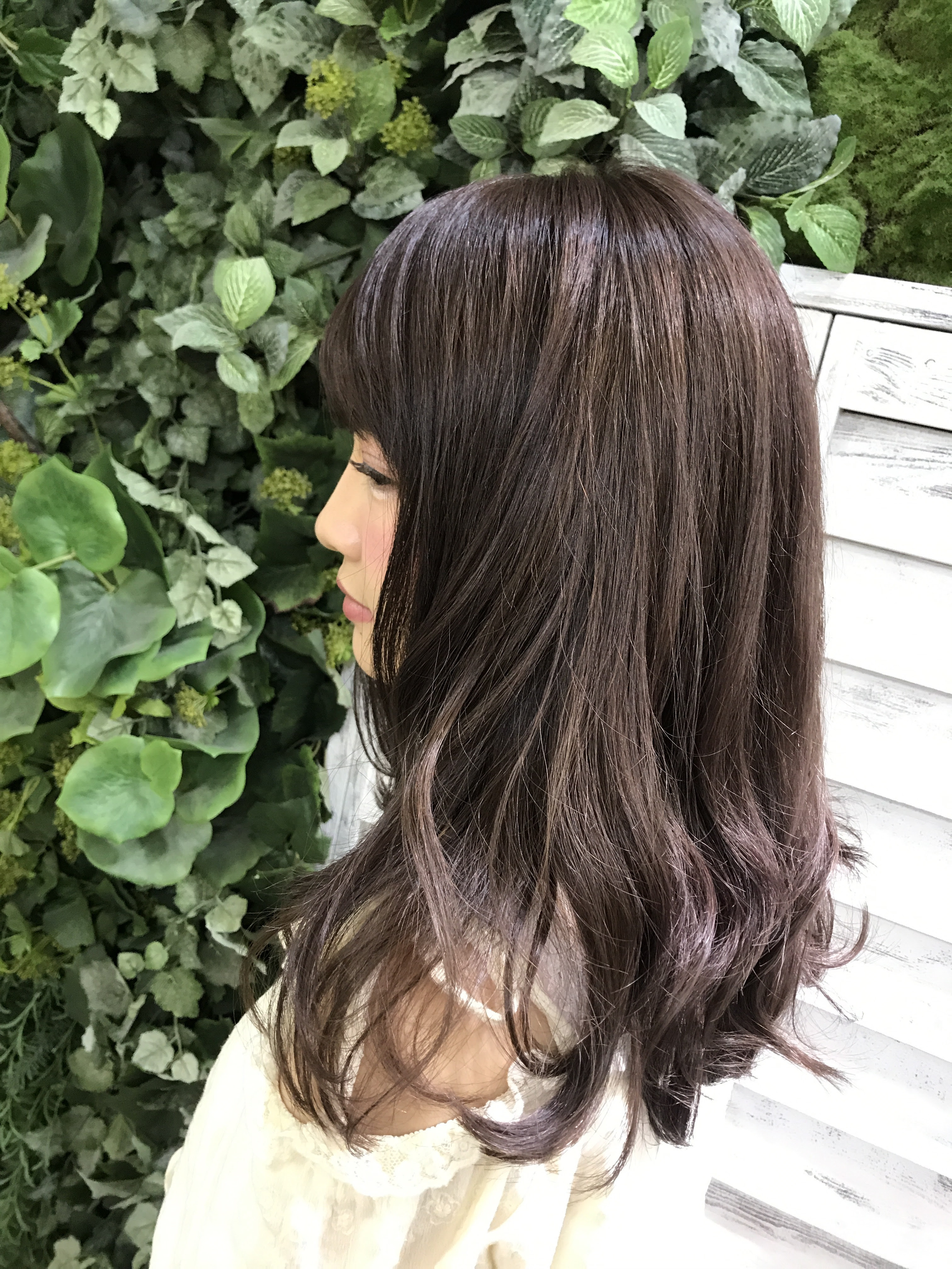 秋冬のトレンド パープルカラーってどんな髪色 効果は ミネコラ質感矯正 などヘアケア トリートメントに特化した渋谷の美容室セルサスの公式サイトです