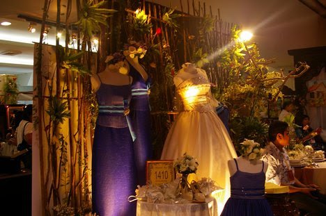 our family wedding america ferrera wedding dress. wedding dress for little girls, dellivery dress company