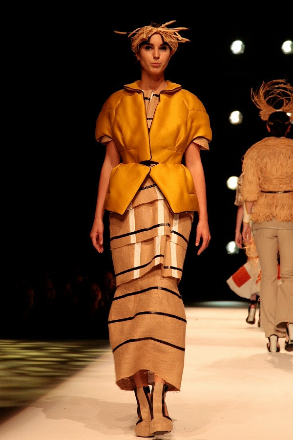 Fashion Magazine Models: Royal Academy of Fine Arts Antwerp Show 2011