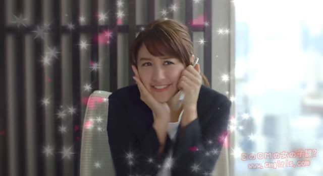 コミックシーモアのcmで憧れの先輩役の美女は誰 このcmの女の子誰
