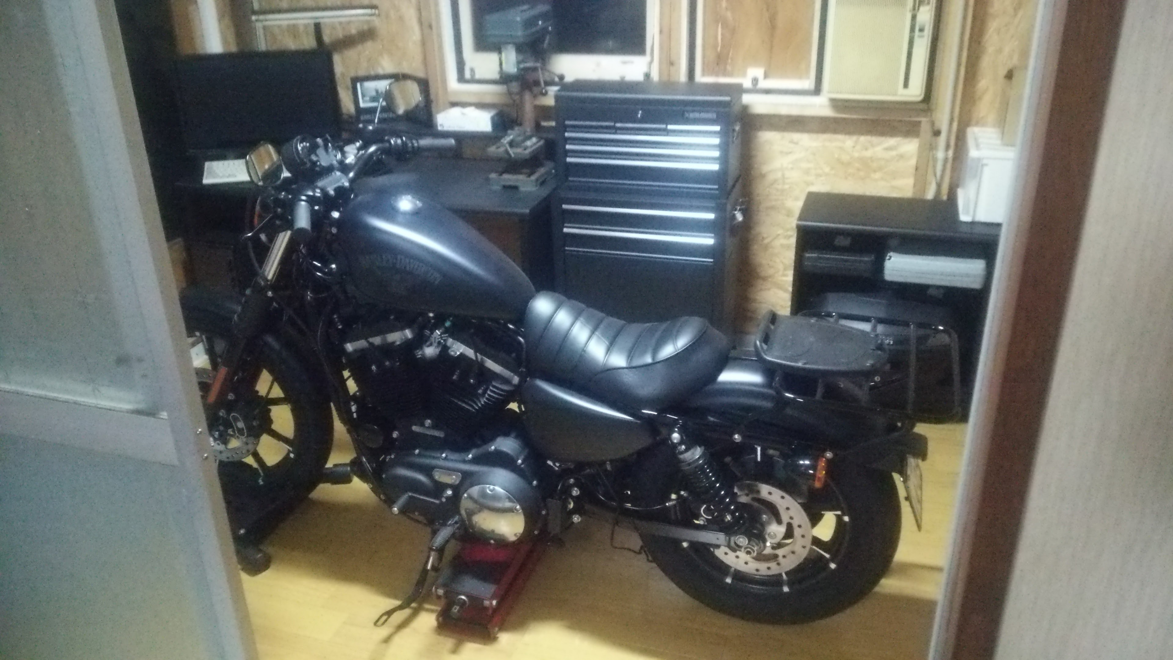 Xl883n アイアン 放浪記 フォワードコントロール