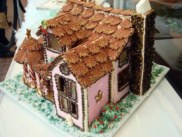 gingerbread house 2010
