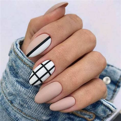 novyy geometricheskiy manikyur   modnye trendy  foto idei
