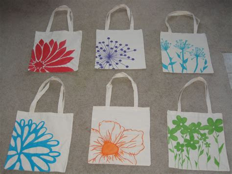 diy bridesmaids tote bags hand painted lovely