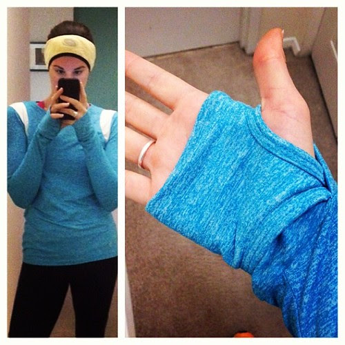 Running tops with thumb holes for the win! This is one of my favorite @meetellie tops. Perfect for chilly fall runs.