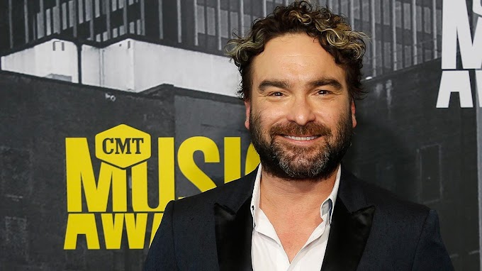 ENTERTAINMENT: Johnny Galecki and his girlfriend reveal they're expecting a baby boy