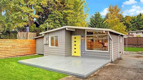 seattle modern   small house design ive