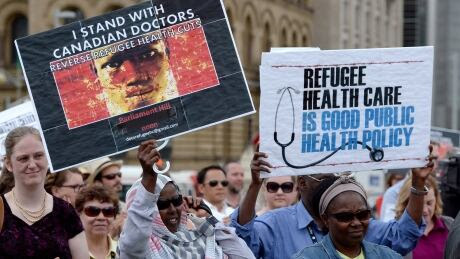 Refugee Health Care Protest 20140616