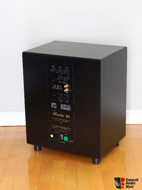 REL STRATA III Subwoofer, Black, Mint Condition!
