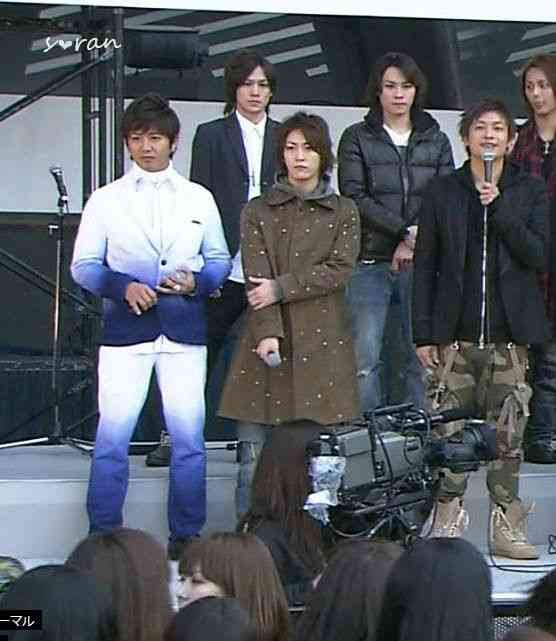 ダサい 有名男性芸能人の私服があまりにもダサい あの綾野剛まで エントピ Entertainment Topics