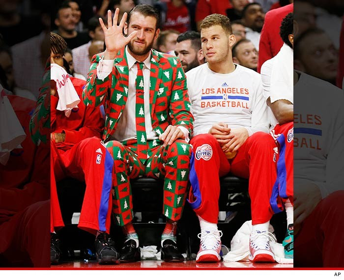1226-spencer-hawes-christmas-suit-AP-01