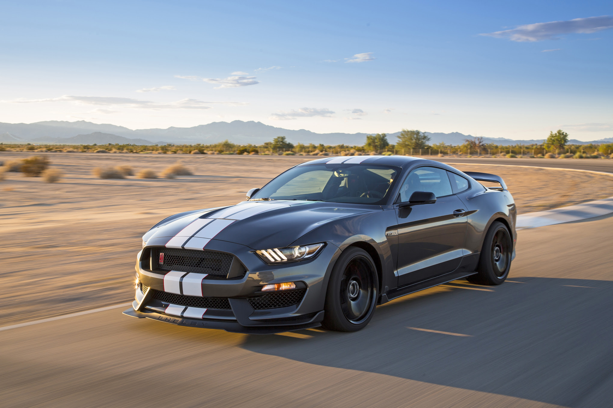 2016 Ford Shelby GT350R Mustang front three quarter in motion