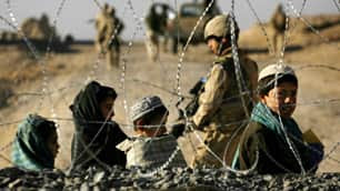 Some families of soldiers killed in Afghanistan are urging the federal government to extend its mission in the country.