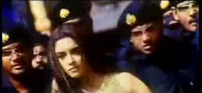 http://i347.photobucket.com/albums/p464/blogspot_images1/Ghajini%20Tamil/08.jpg