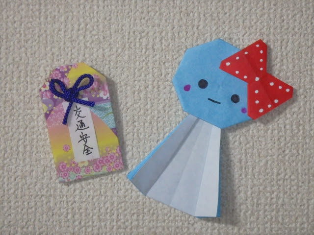 可愛いてるてる坊主を折り紙で作ろう 折り紙で簡単な作り方