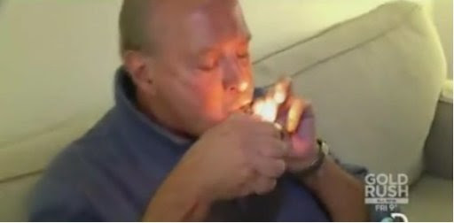 Quand un retraité teste la marijuana pour la première fois