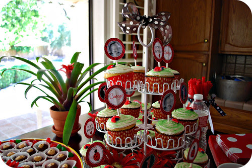 cupcake tower