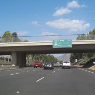 Northbound California State Route 133 - Distances to Irvine Blvd, Route 241 Tolllway and Toll Plaza