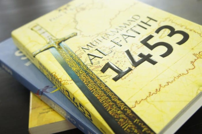 7 Contoh Resensi Buku Pengetahuan Terbaru Sesuai EYD