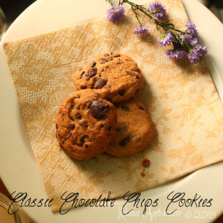 Classic Chocolate Chips Cookies