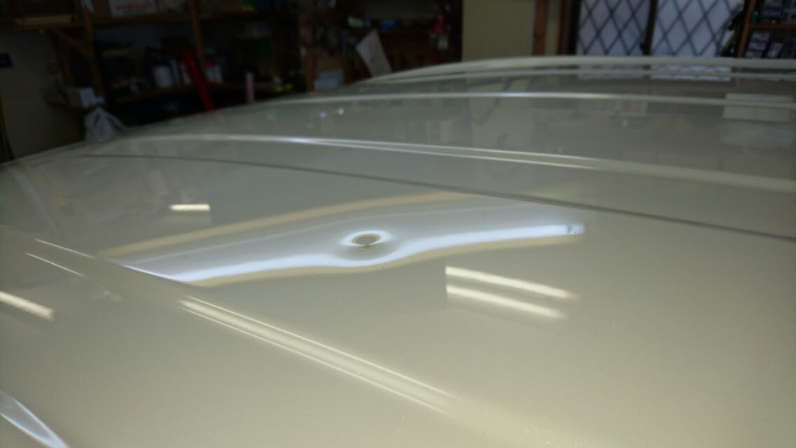 スペイド ルーフの凹み 奈良のデントリペア 車のへこみ修理ならカードッグ工房まで