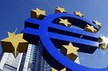 Κομισόν: Ανάκαμψη στο τέλος του '13 για την Ελλάδα - Βαθαίνει η ύφεση στην Ευρωζώνη