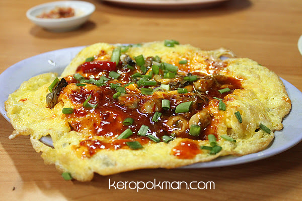 Egg Omelette with Oysters