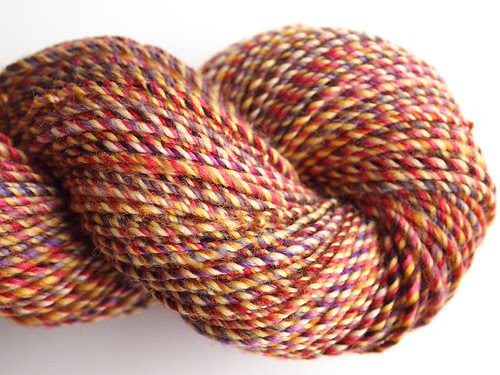 FCK fiber club -Famous Couples-Winter-Spring 2012-February-Falkland-10oz-Fomeo and Juliet-2.skein-208yds, 107gr, 3-ply