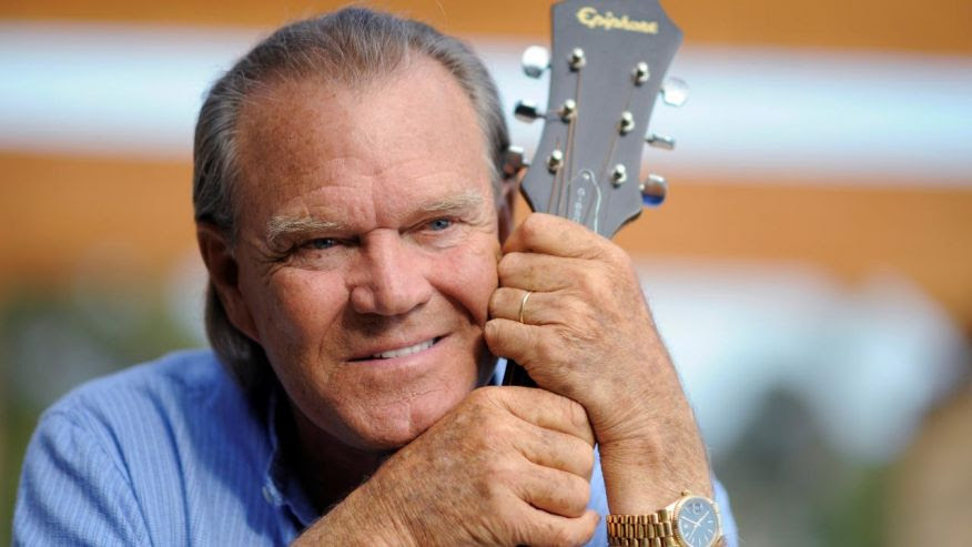 IMG GLEN CAMPBELL, Hit Singer and Guitarist