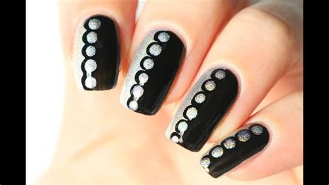 le nail art le  facile du monde deux vernis