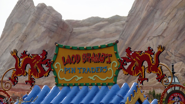 Disneyland Resort, Disney California Adventure, Paradise Pier, Laod Bhang's, Pin Trading