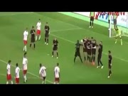 Berikut Adegan Lucu dan Unik Dalam Pertandingan Sepakbola , viral!