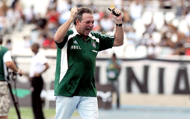 Abel braga fluminense comemora gol vasco (Foto: andré Durão / Globoesporte.com)