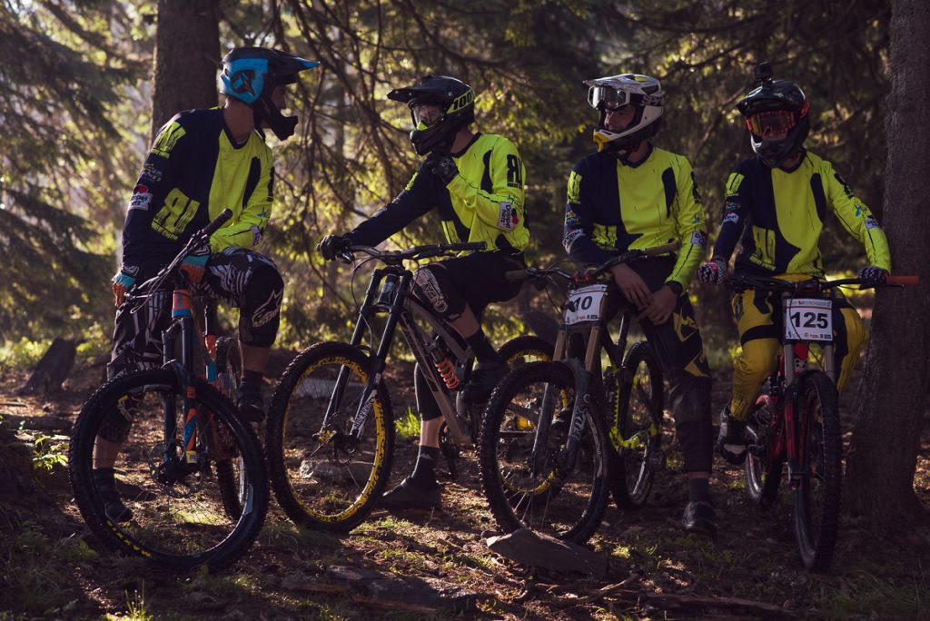 17+ Red Bull Dirt Bike Helmet