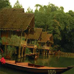 78 Model Desain Rumah Pinggir Kali Terbaru