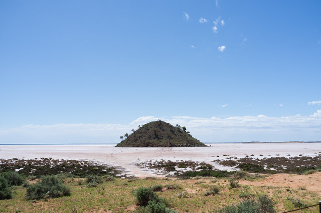 Lake Ballard expedition